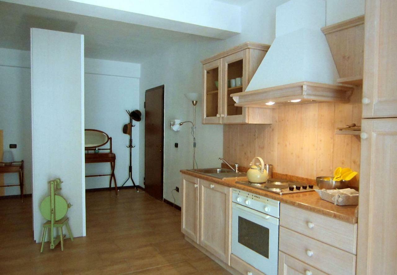 Casa Garda Apartment Garda  Ngoại thất bức ảnh